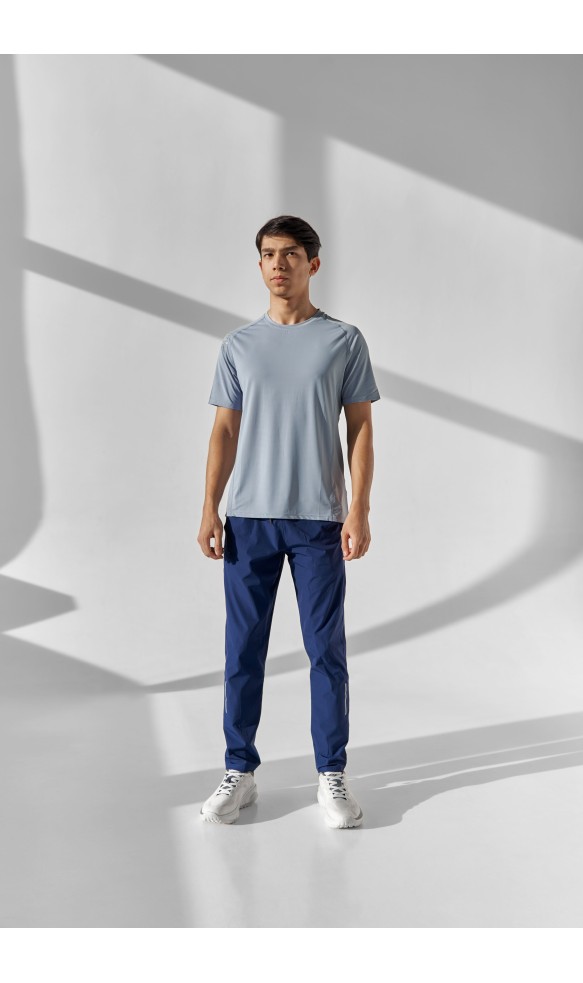 Erkaklar uchun Run fitnes futbolkasi