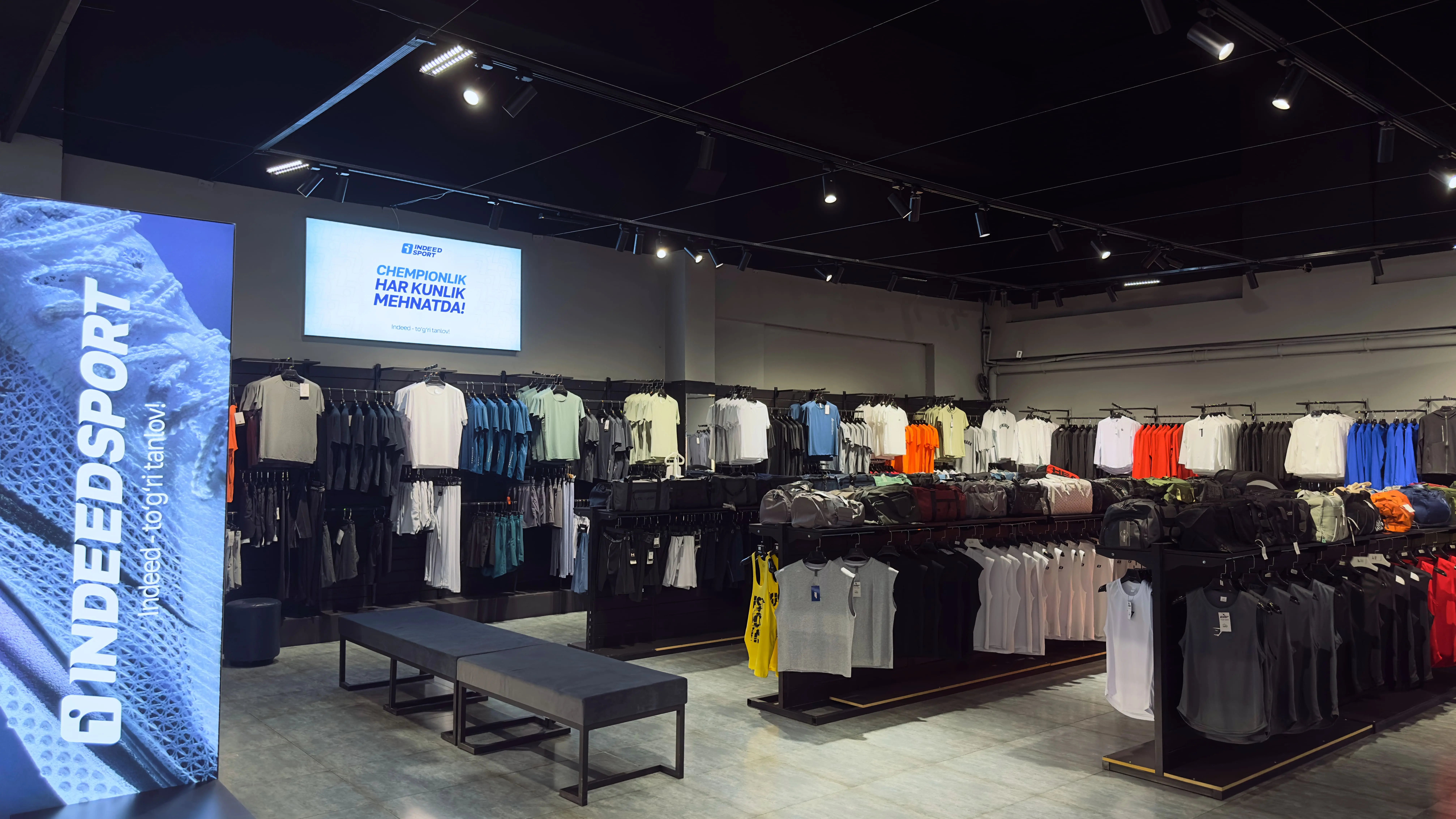 Erkaklar uchun fitnes kiyimini qanday tanlash kerak? | To‘liq qo‘llanma