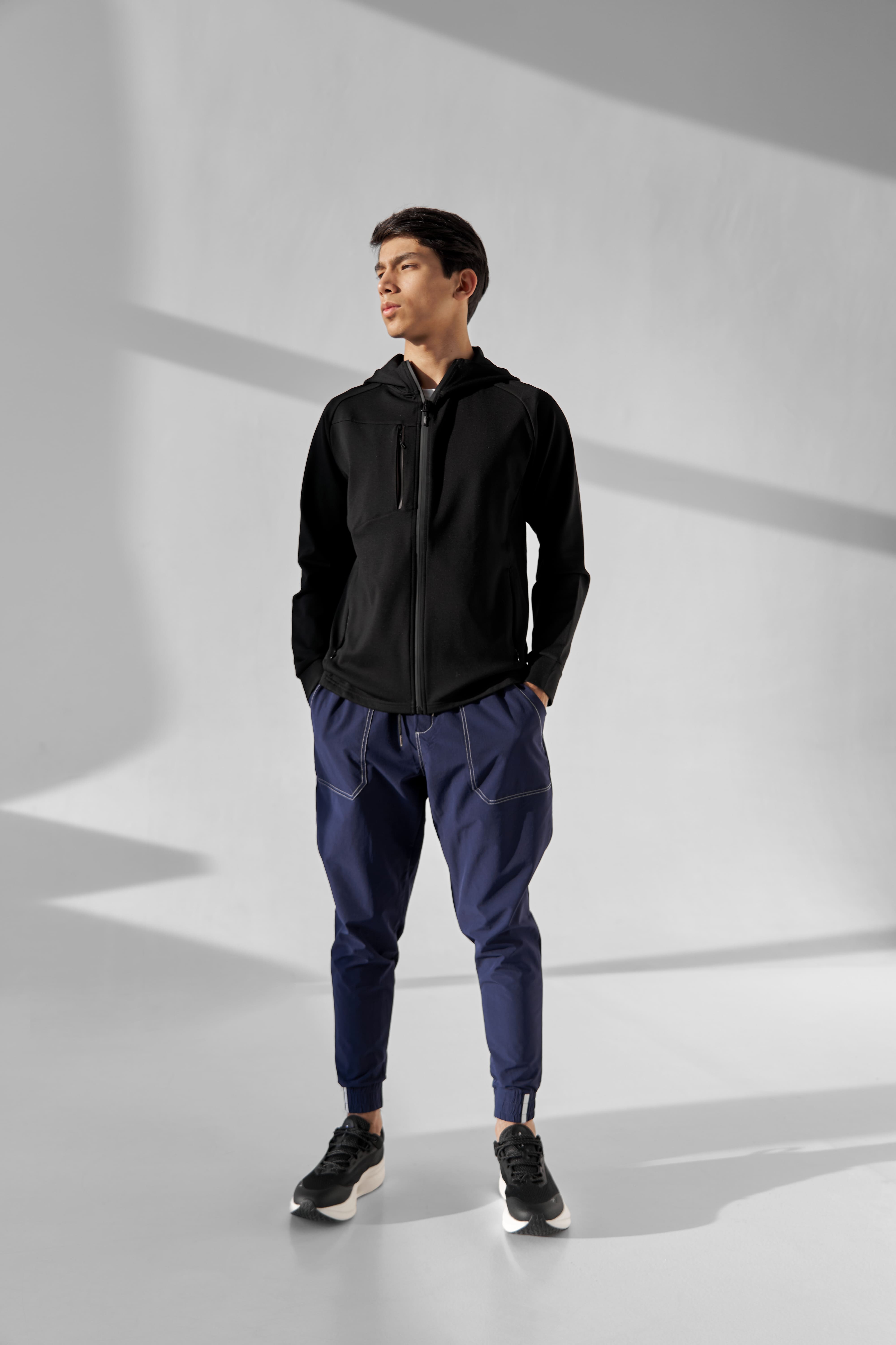 Erkaklar uchun fermuarlı xudi