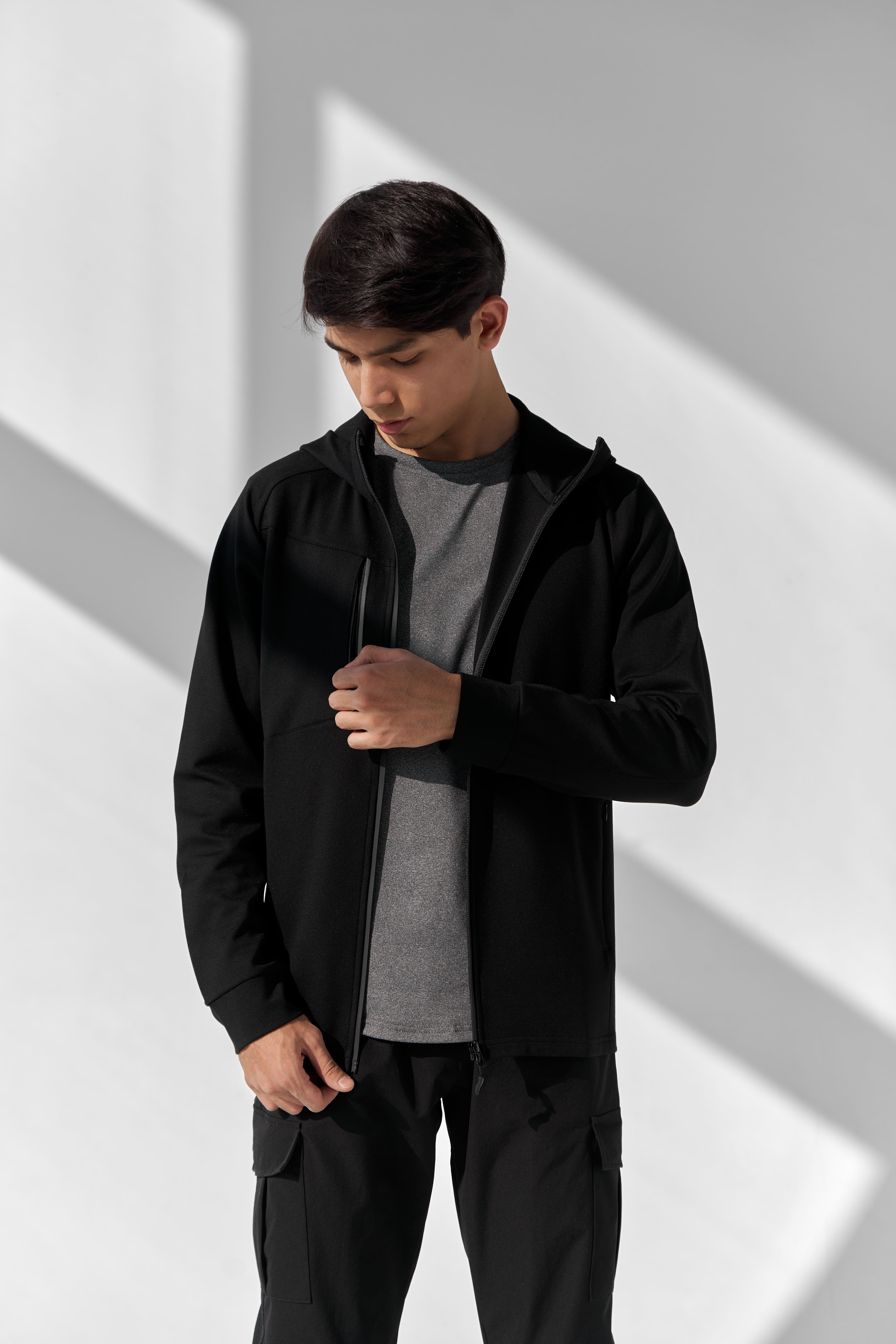 Erkaklar uchun fermuarlı xudi