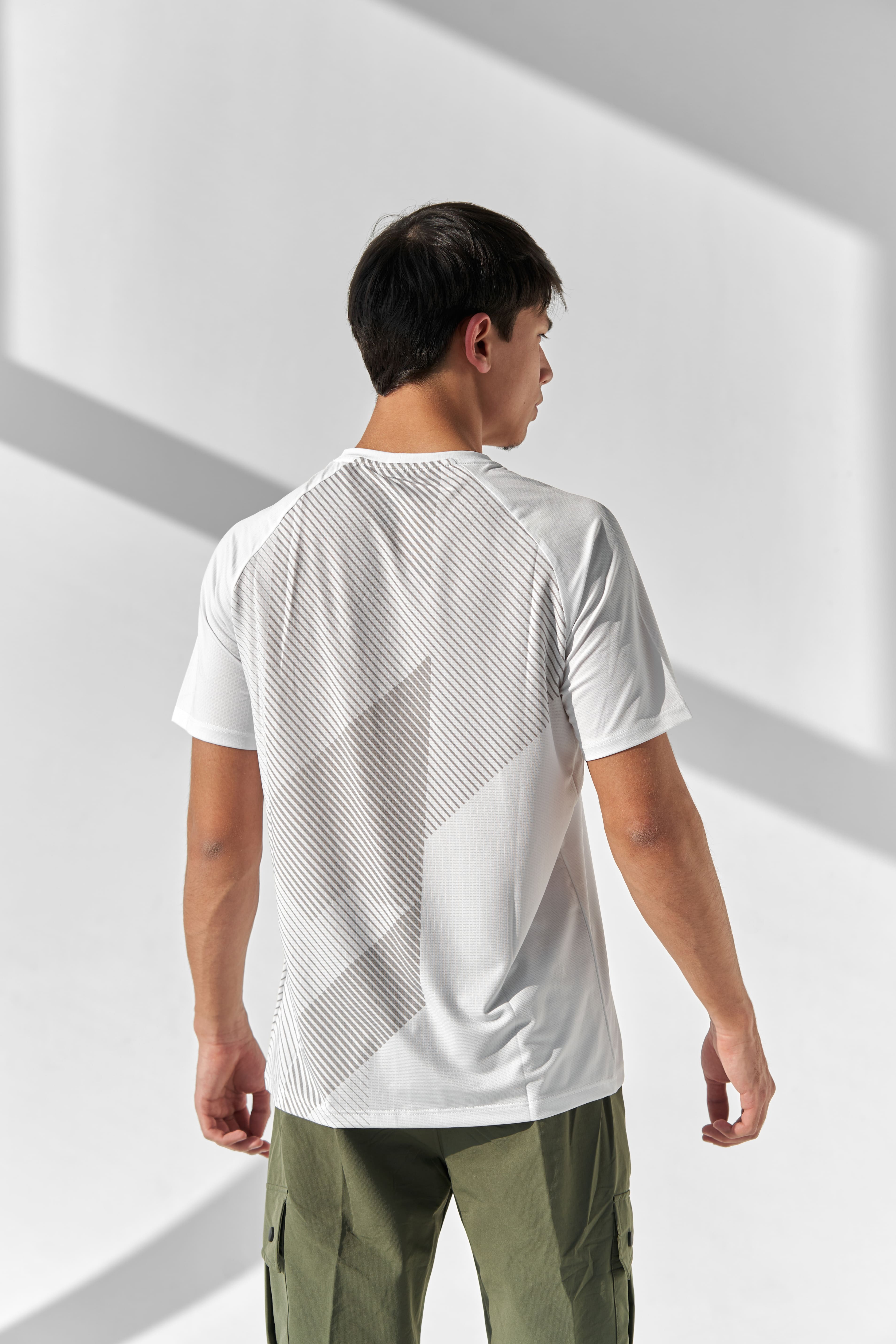 Fitness uchun erkaklar futbolkasi, “athletic” yozuvi bilan